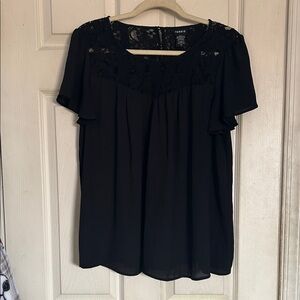 Torrid short sleeve lace yoke blouse size medium